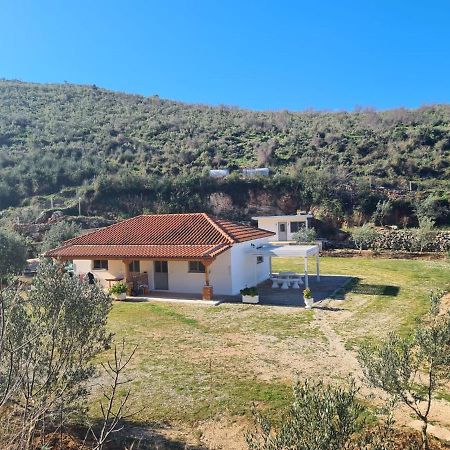 Martini Vacation Home Sarande Ngoại thất bức ảnh