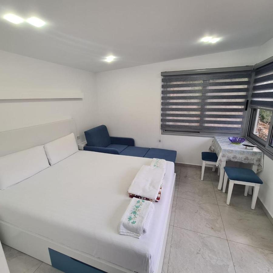 Martini Vacation Home Sarande Ngoại thất bức ảnh